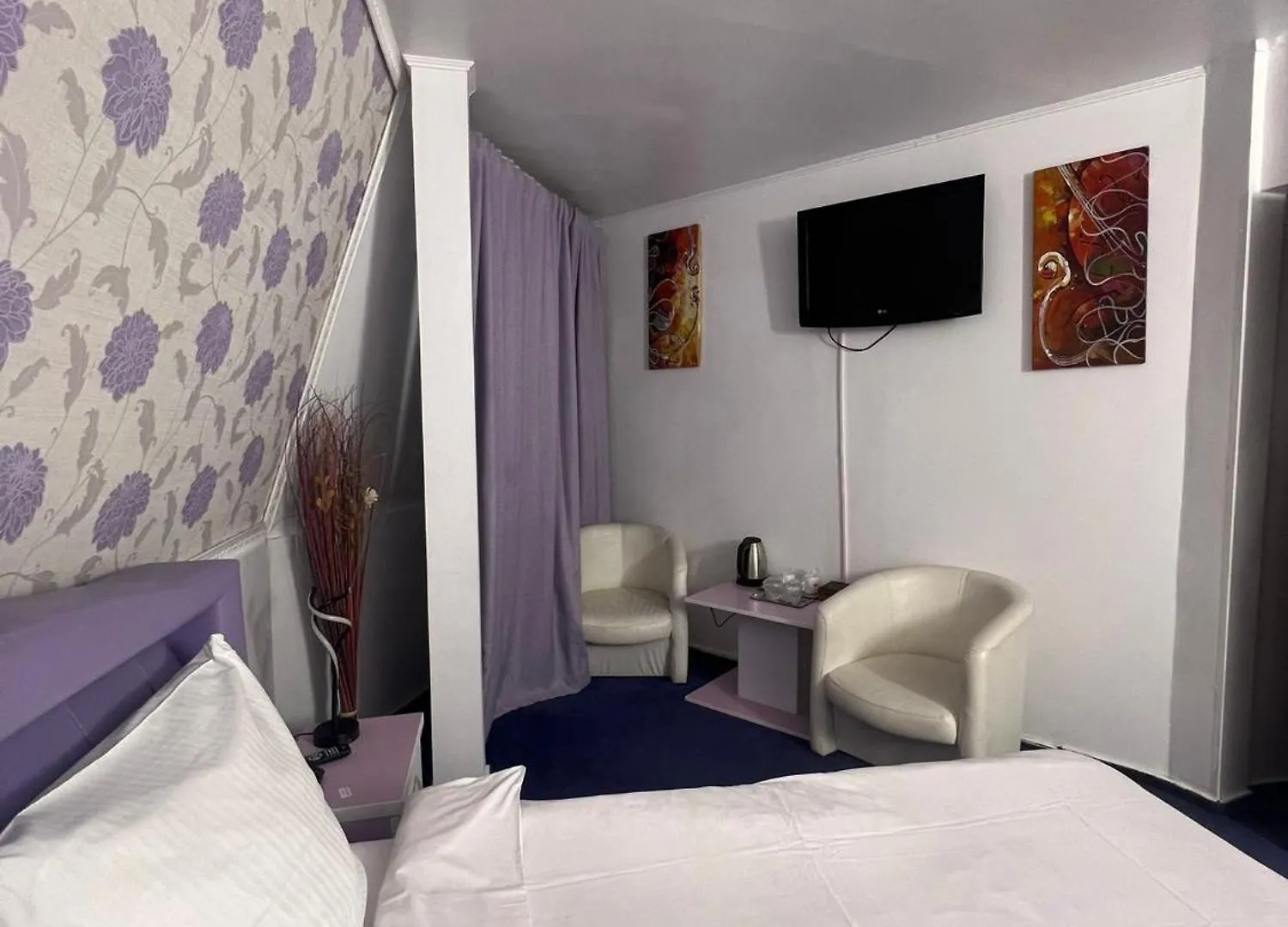 Hotel Evozava Central Bucarest 3*,